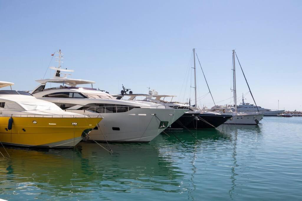 In The Heart Puerto Banus Luxurious Apartment *