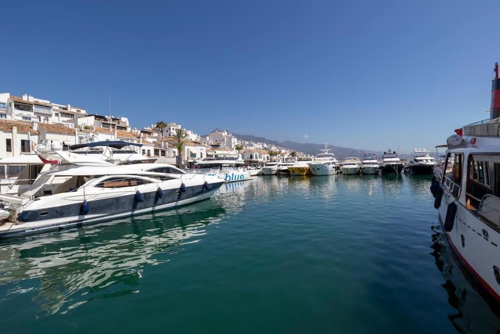 Apartment In The Heart Puerto Banus Luxurious